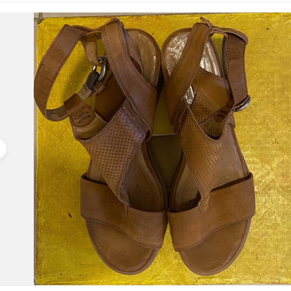 Mz Mooze Nubuck tan wedge sandal size 9